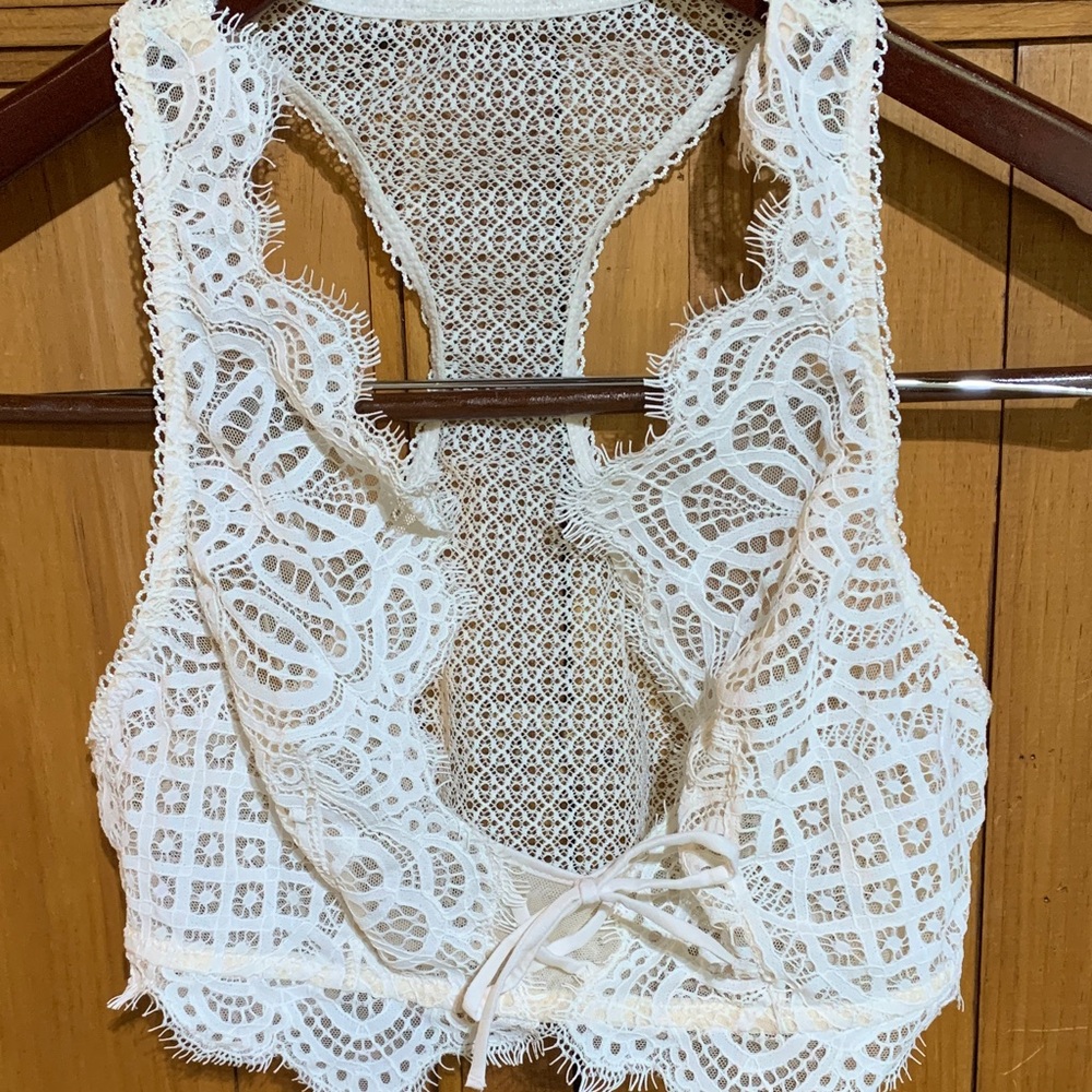 Victoria's Secret Dream Angels Cream Lace Bralette